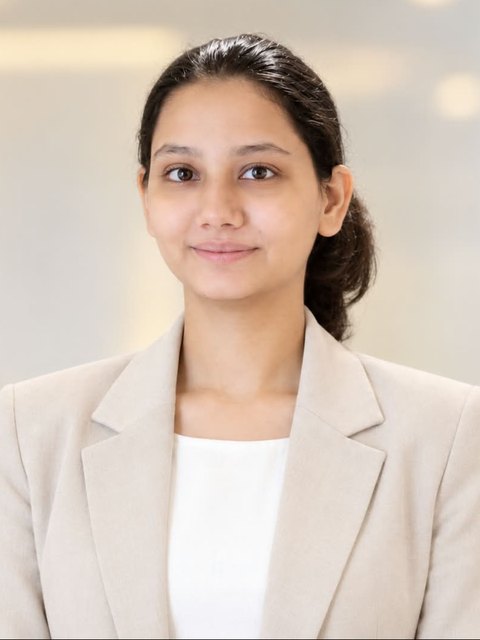 Komal Bisht, Operation Executive, TMT Logistics